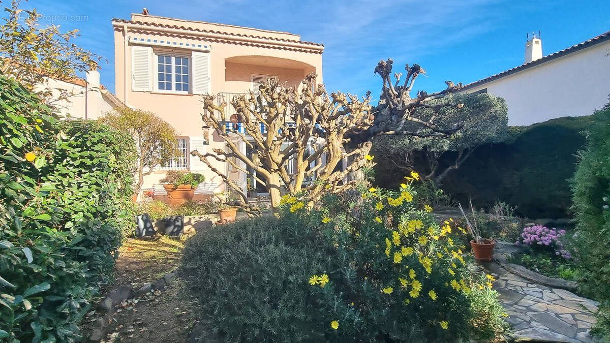 Maison à SAINT-RAPHAEL