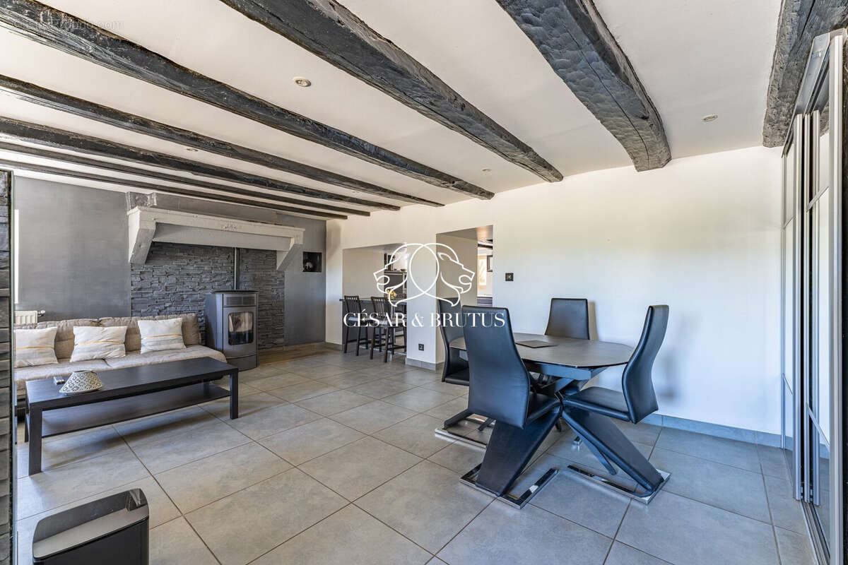 Maison à CHOZEAU
