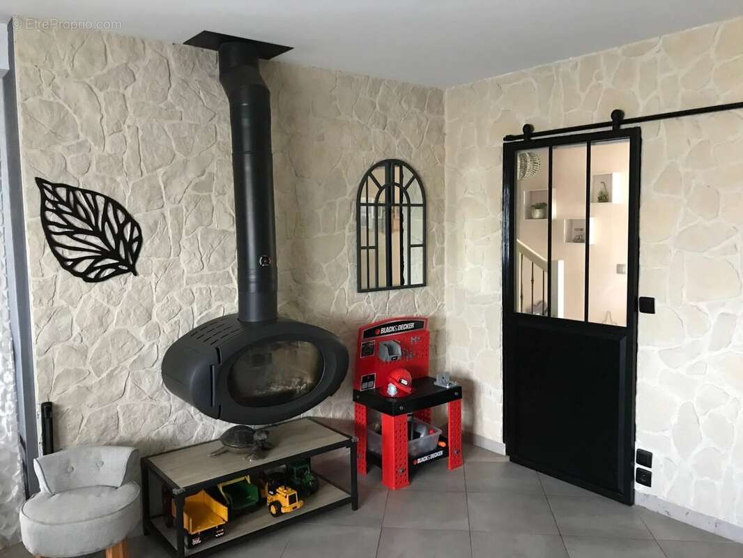 Maison à SAINTE-RADEGONDE