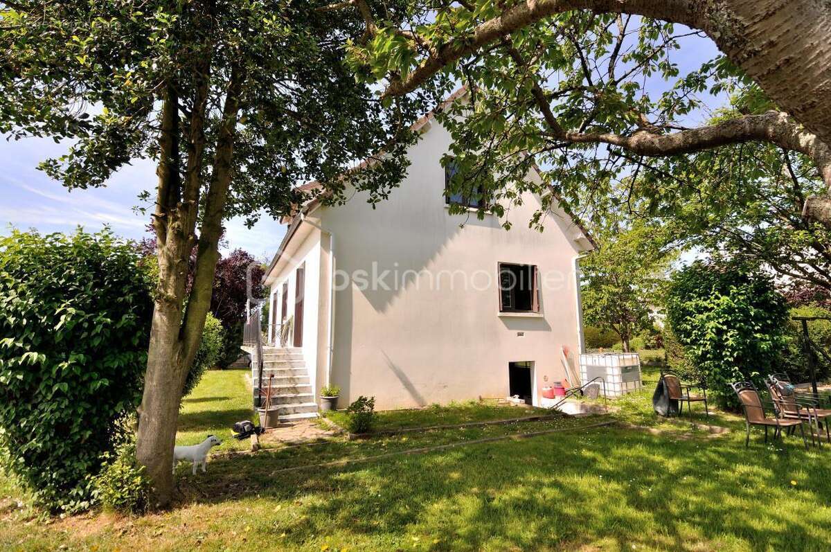 Au centre du village. Pavillon 4 chambres - photo 2