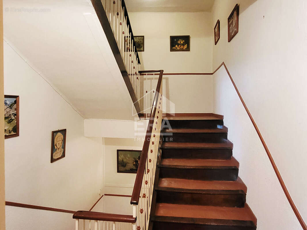 Maison 200m² à la motte-du-caire - photo 5