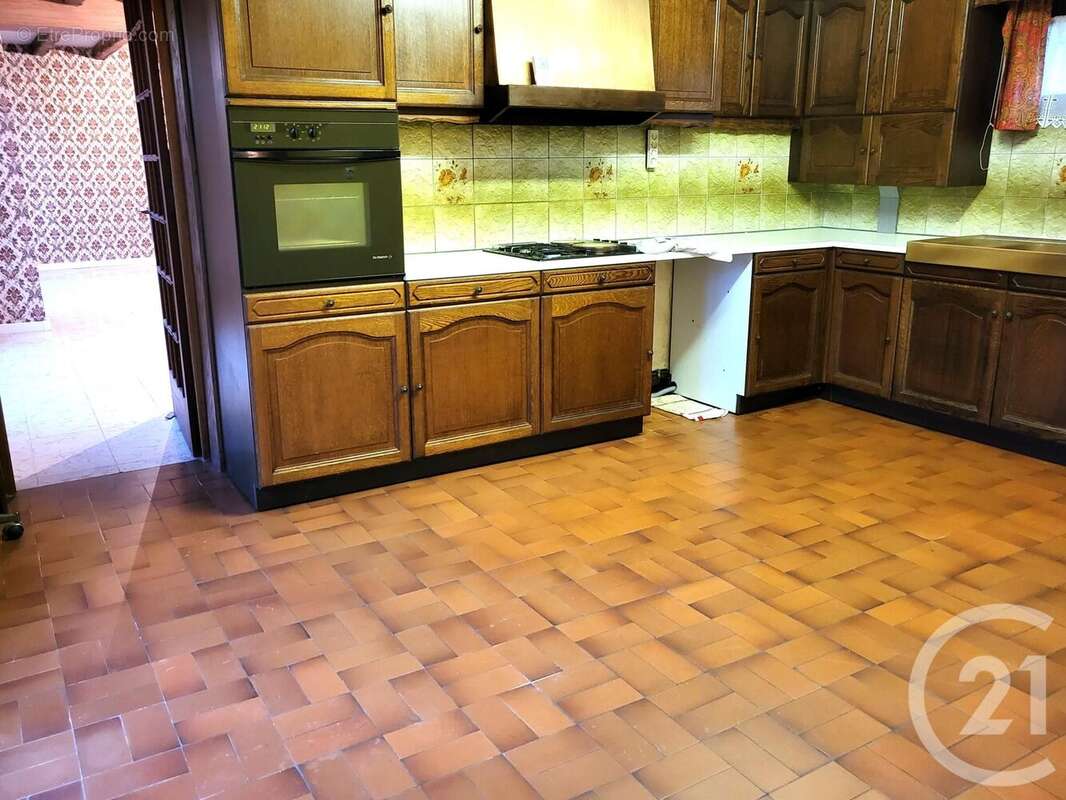 Maison à MONTREUIL-L&#039;ARGILLE