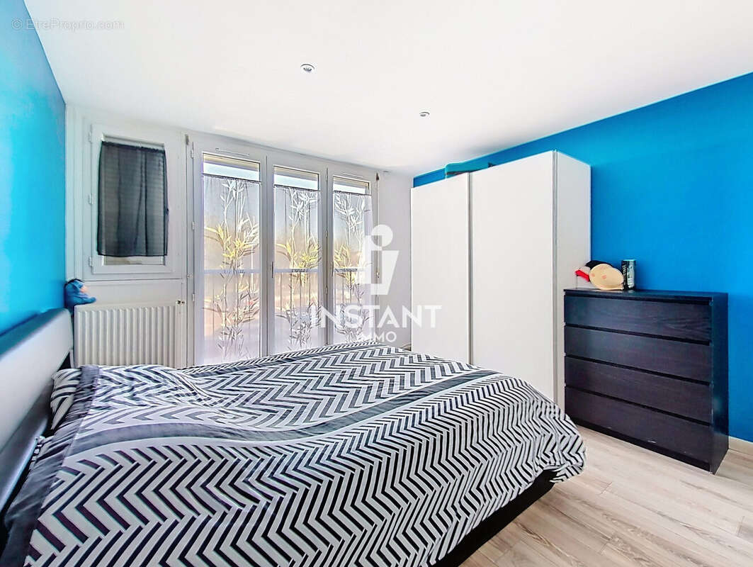 Appartement à VILLIERS-SUR-ORGE