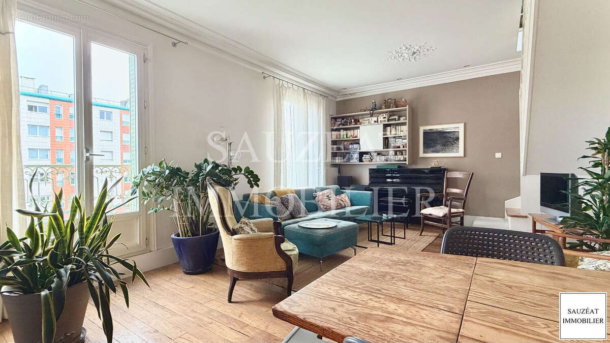 Appartement à MONTROUGE