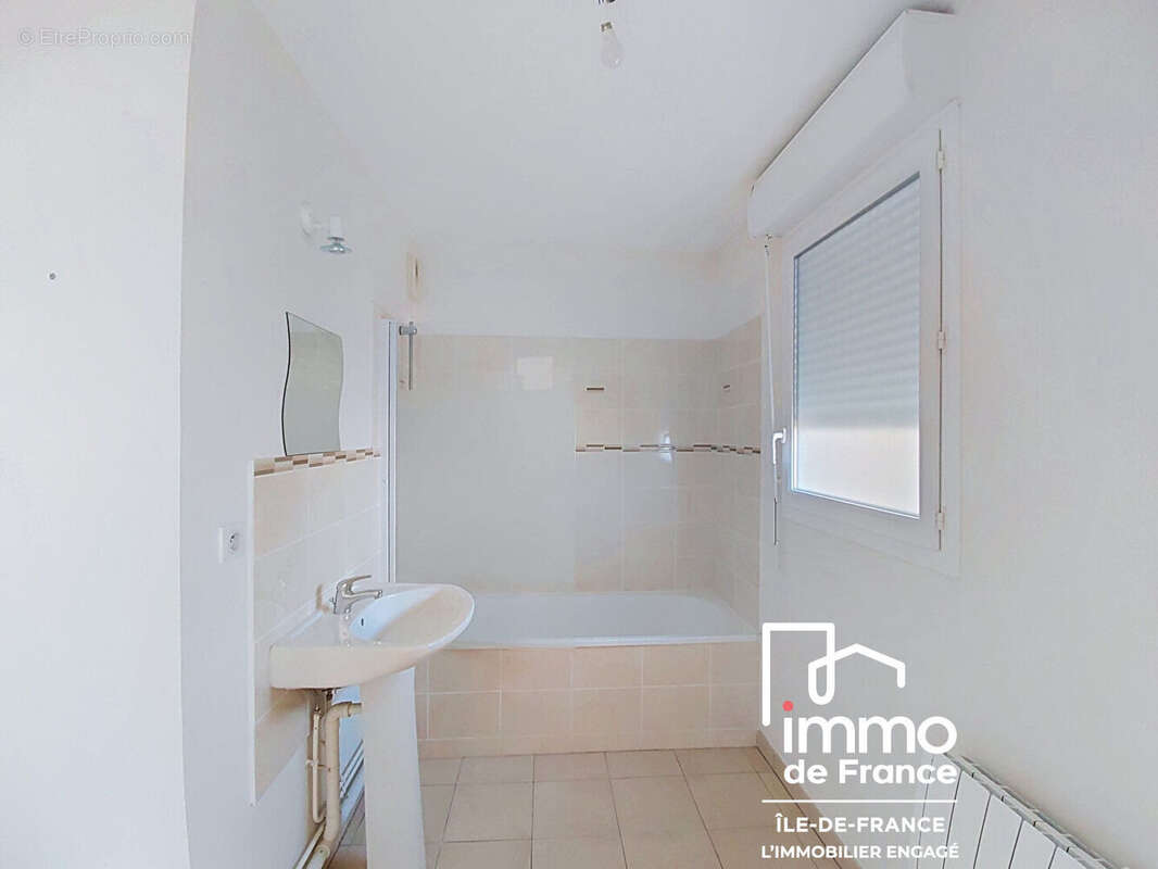 Appartement 4 pièces de grand standing à vendre à Luce - Réf 218 - photo 13