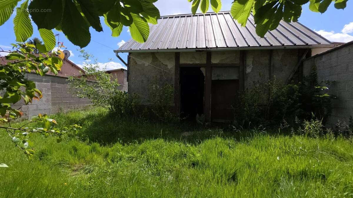 Maison à HALLOY