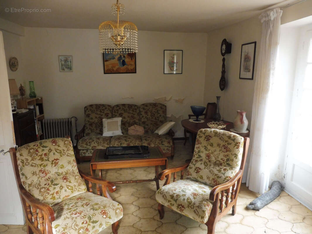 Dans un petit village de la double - photo 18