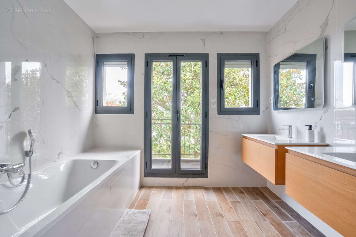 Maison à CROISSY-SUR-SEINE