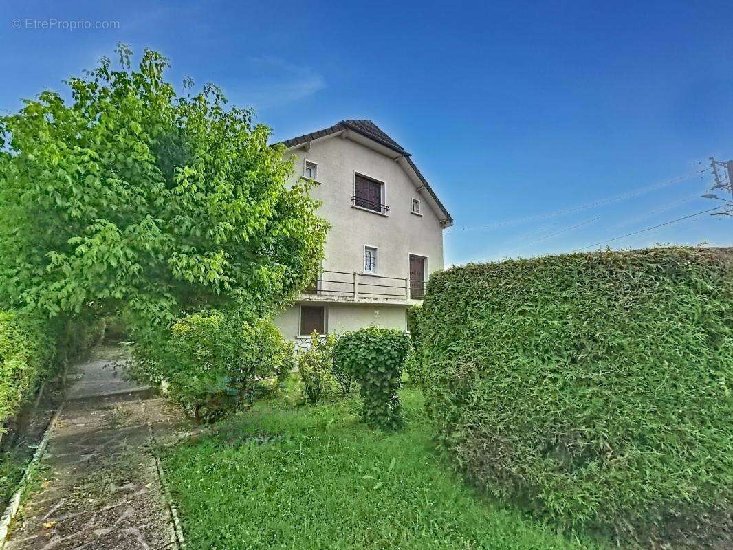 Maison 112 m² à Chateauroux  - photo 3