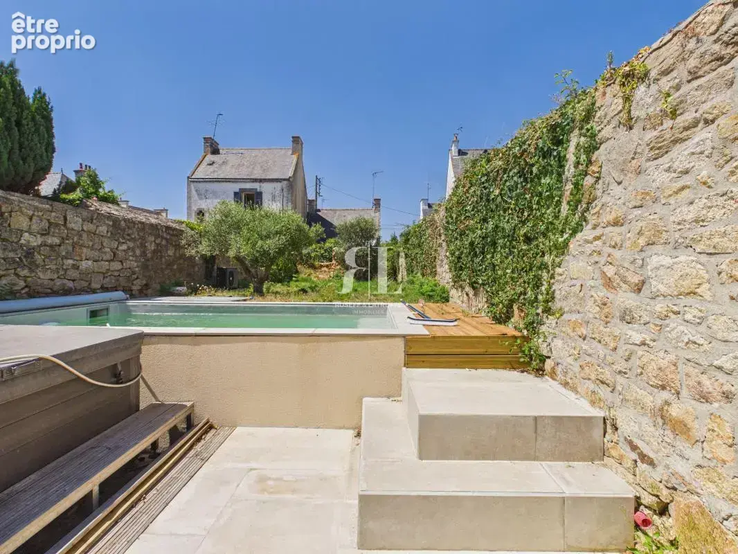 Port-louis – maison familiale avec longère rénovée, piscine et jardin - photo 17
