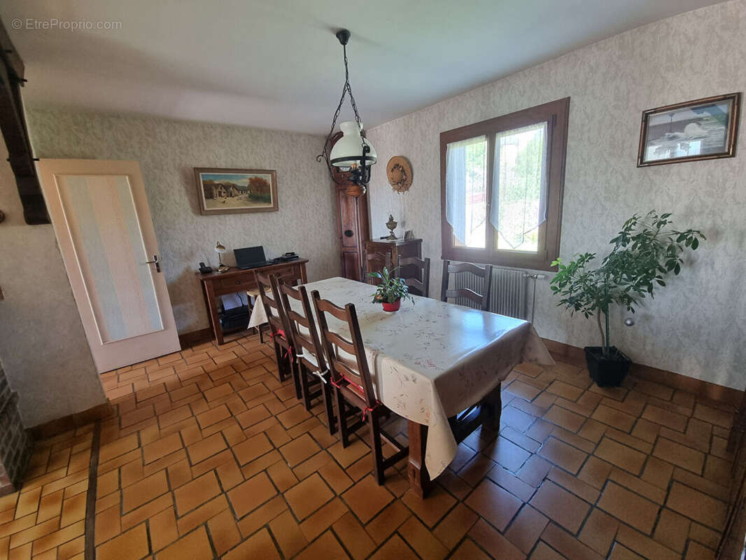 Maison à FOURCHAMBAULT