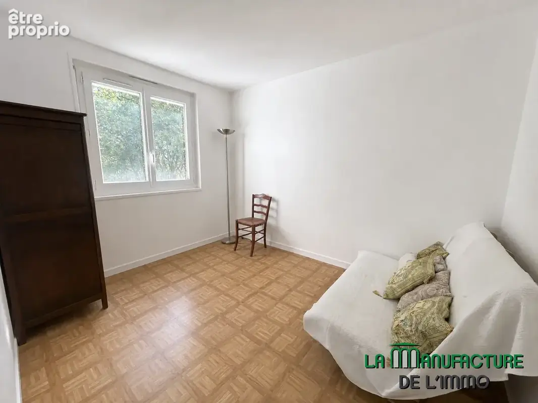 Appartement t5 - 3 chambres - garage - photo 20