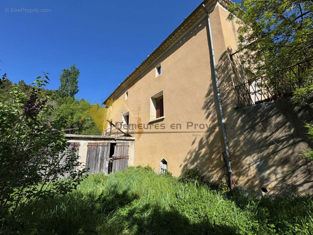 Maison à PIERRELONGUE