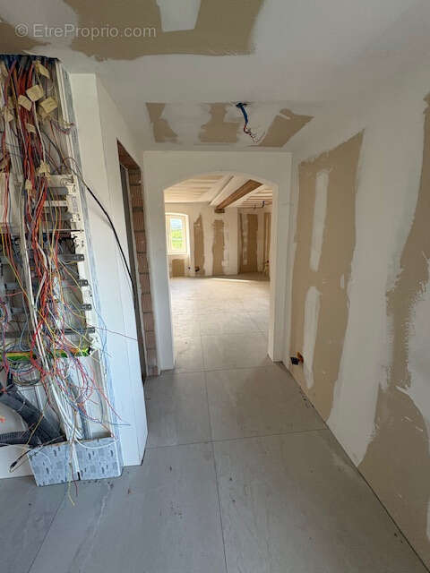 Maison à STEINBRUNN-LE-BAS