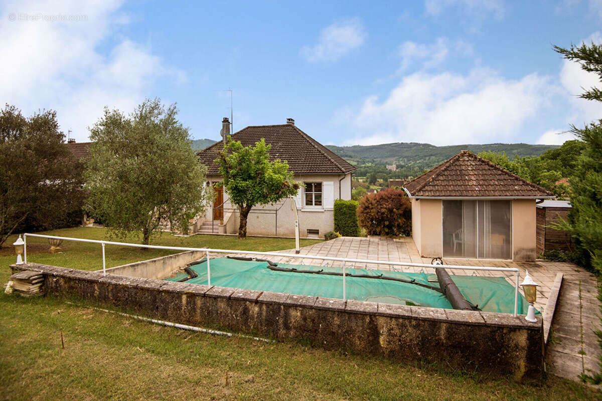 Exclusivité : Maison calme absolu à 2 minutes du centre-ville. - photo 2