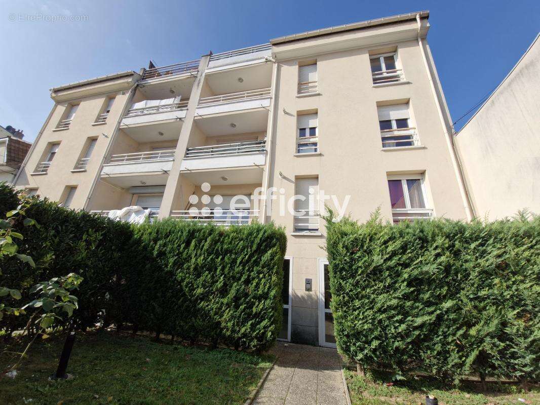 Appartement à BONDY