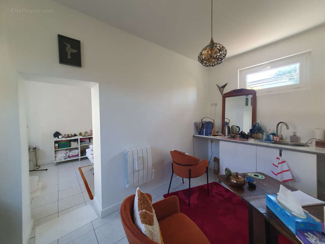 Maison à CORMEILLES