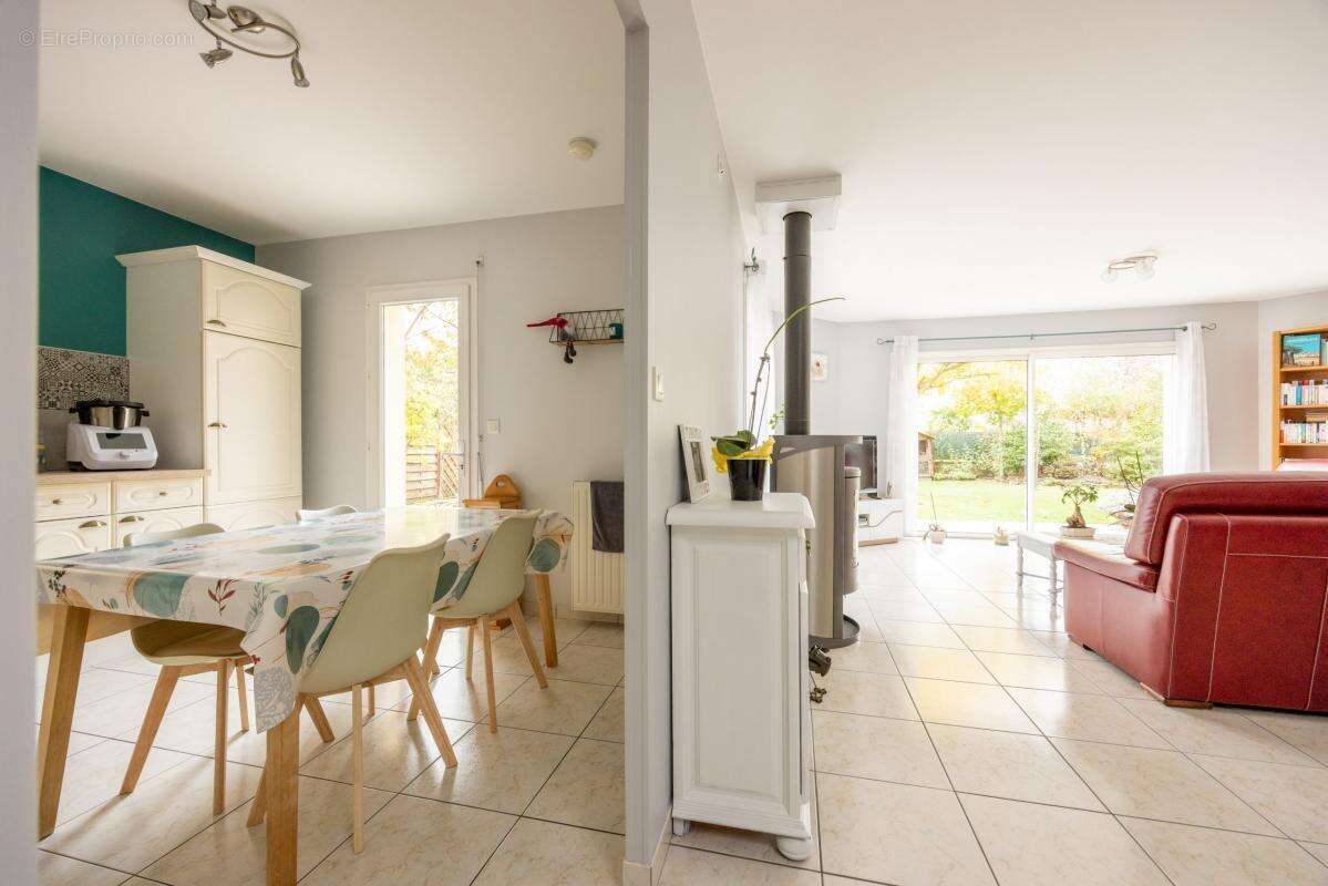 Maison à LES SORINIERES