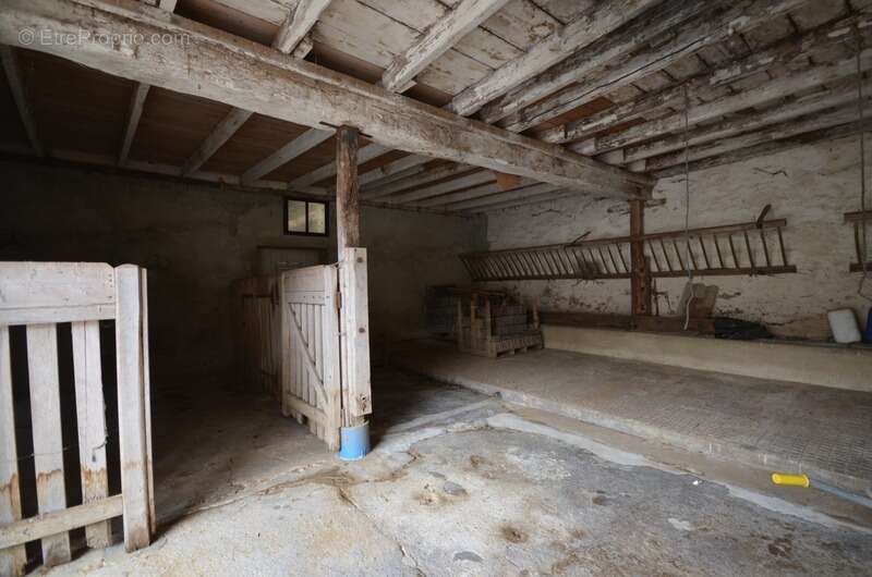 LA FERTE GAUCHER (77) à vendre Maison de caractère, idéale pour un artisan ou profession libérale - photo 16