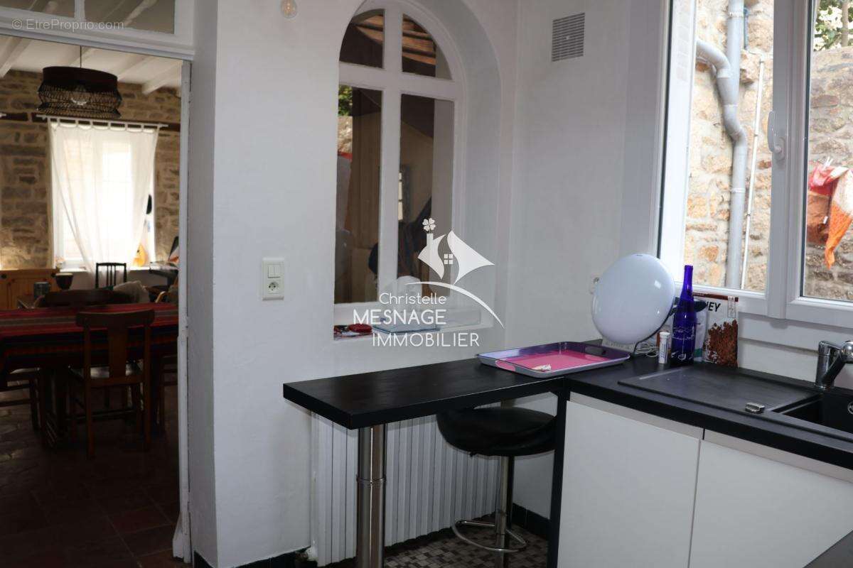 À vendre chez Christelle Mesnage Immobilier, DINAN CENTRE-VI - photo 9