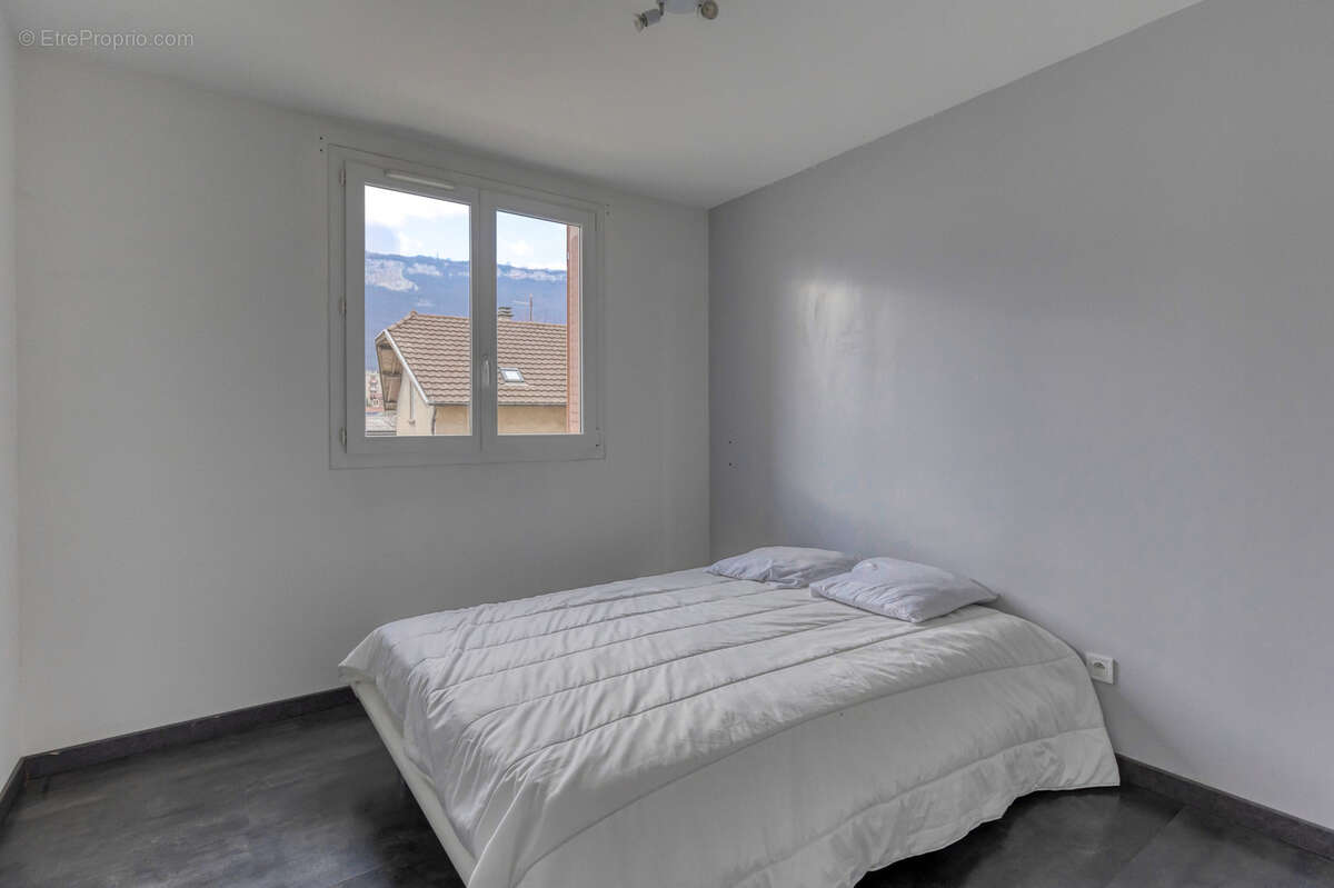 Appartement à FONTAINE