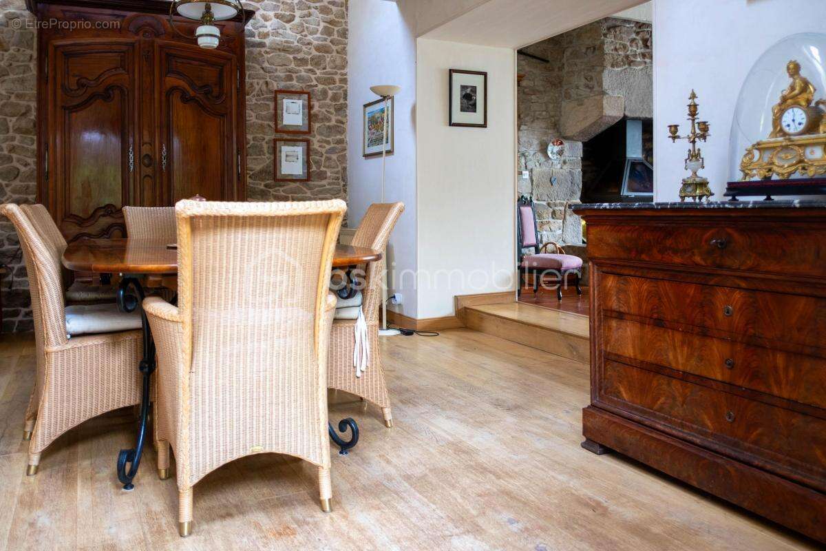 Superbe maison de caractère dans un cadre préservé - photo 7