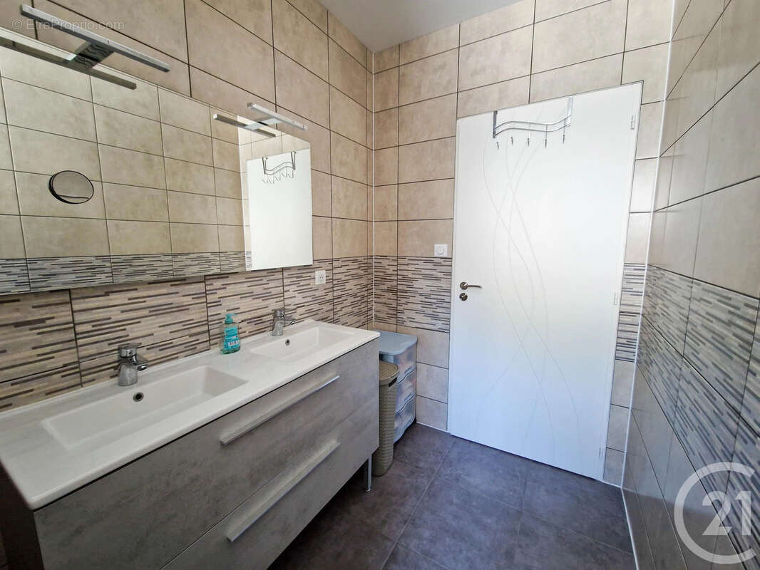 Maison 146 m² à Poiroux  - photo 11
