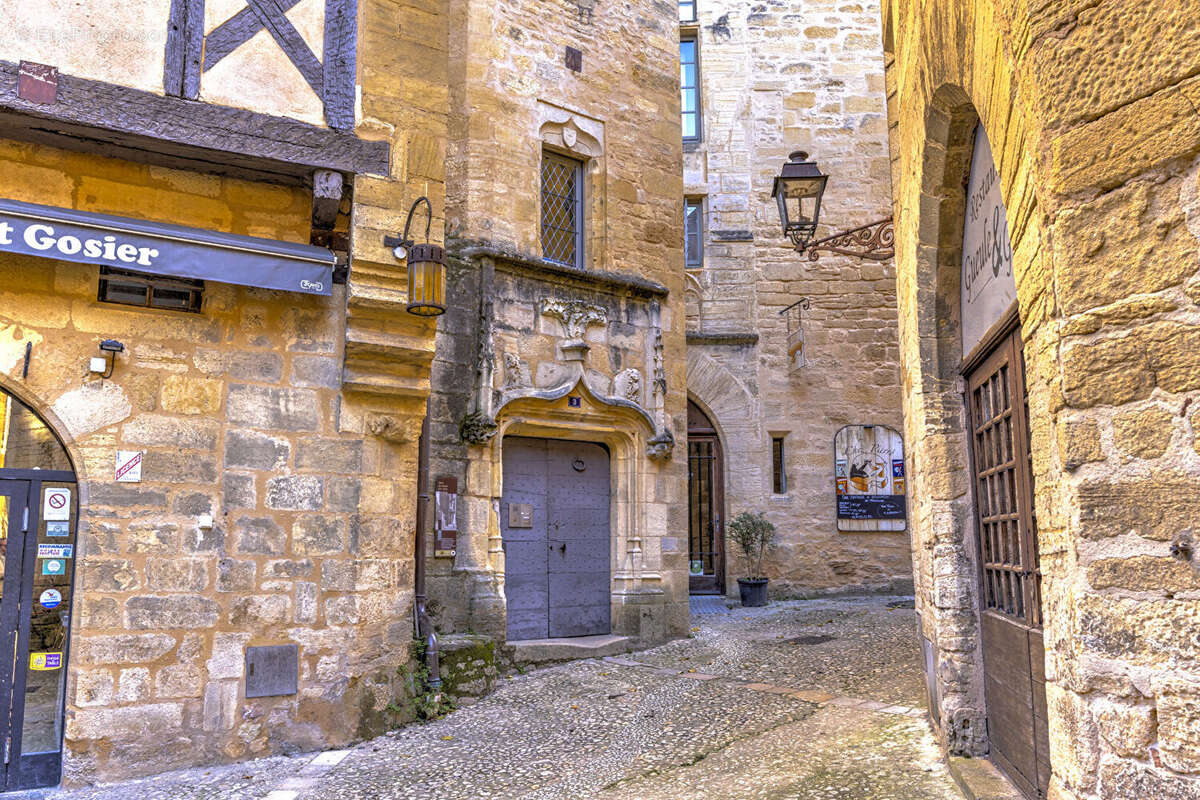 Appartement à SARLAT-LA-CANEDA
