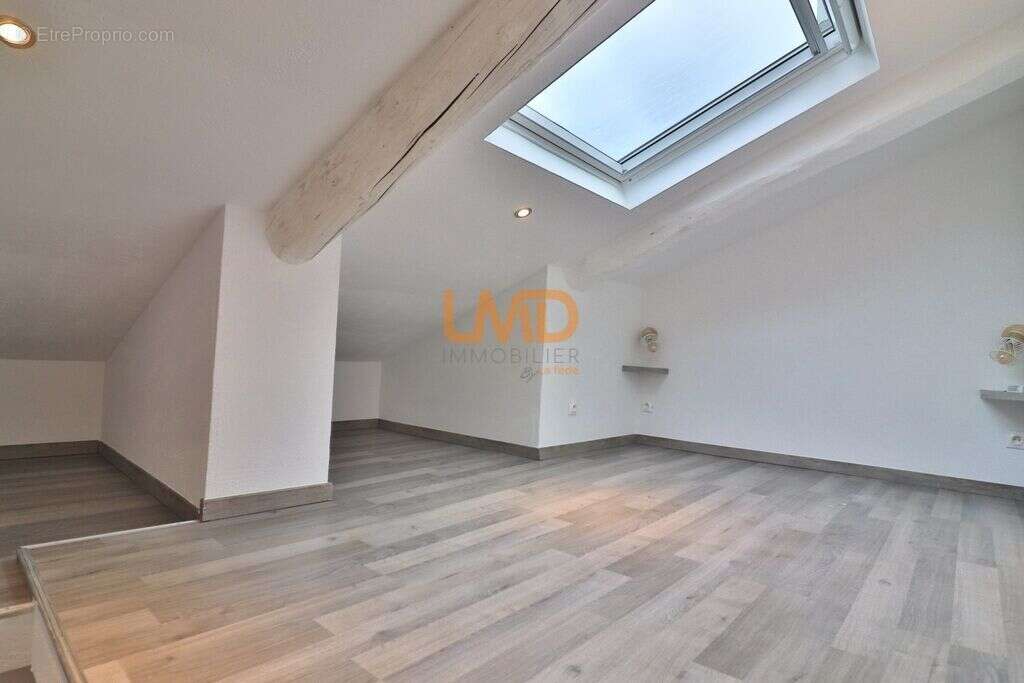Appartement à BRUE-AURIAC