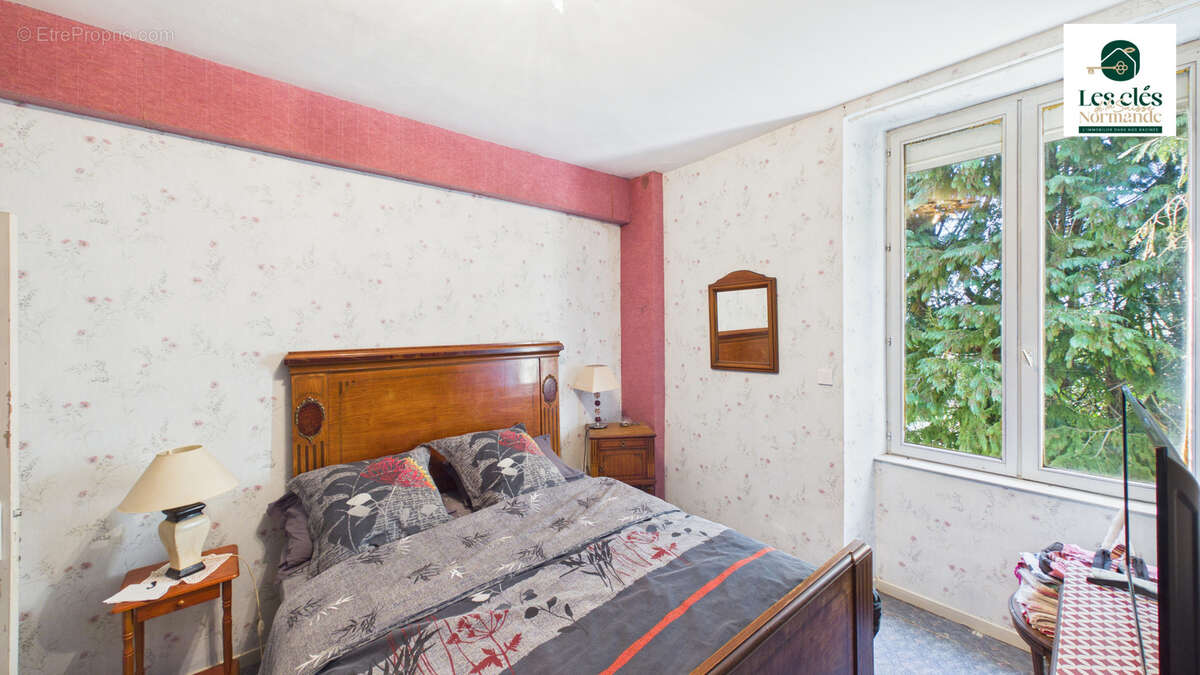 Maison à LENAULT