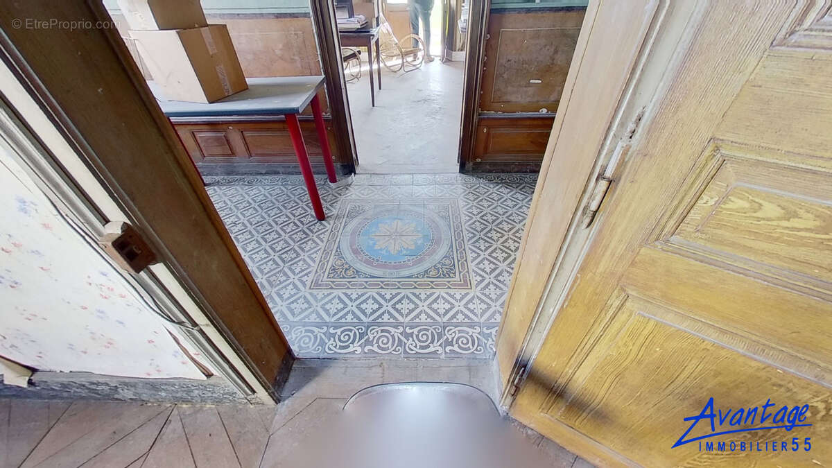 Maison à ERIZE-LA-BRULEE