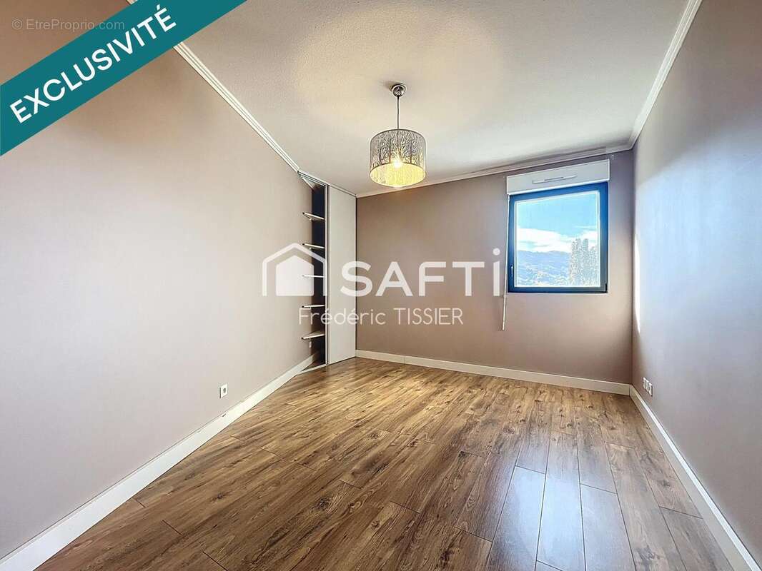 Photo 6 - Appartement à LA ROQUETTE-SUR-SIAGNE