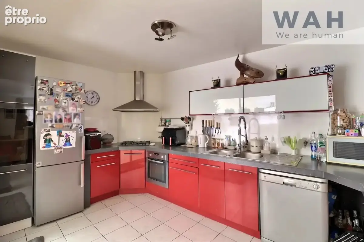 MAISON DE VILLAGE 7P 156 m2 avec extérieurs et garage à Vauv - photo 4