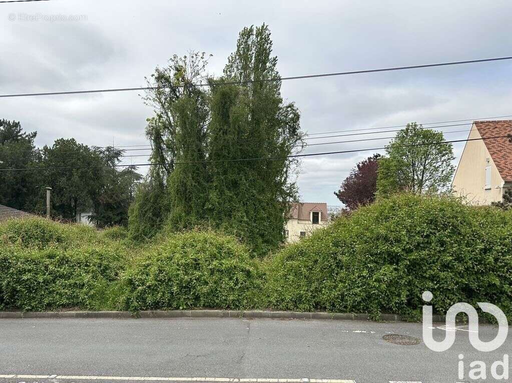 Photo 3 - Terrain à CHENNEVIERES-SUR-MARNE