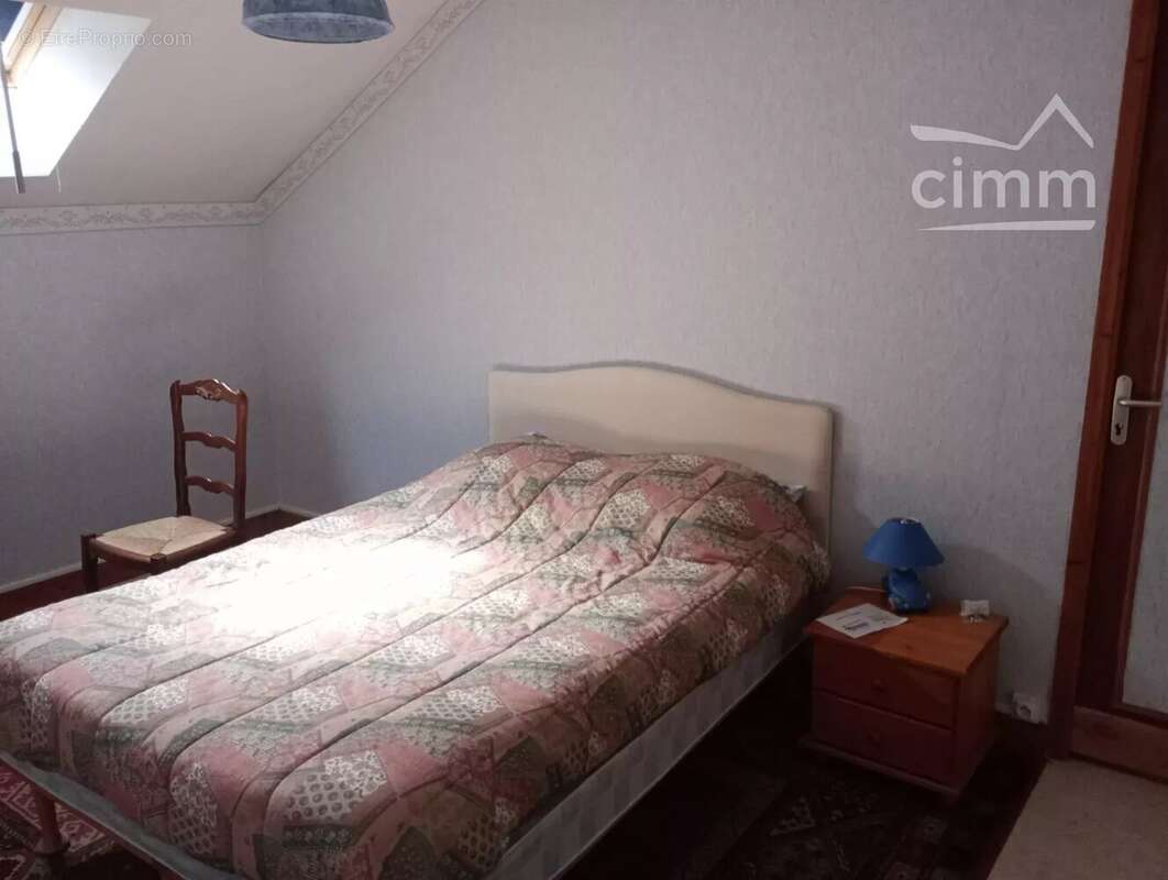 Maison à PEYRAT-LE-CHATEAU