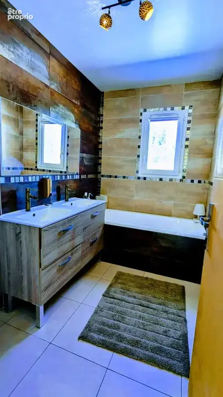 A vendre Solliès-Ville hameaux des DAIX  VILLA de 280 m² prestation de qualité - piscine - photo 9