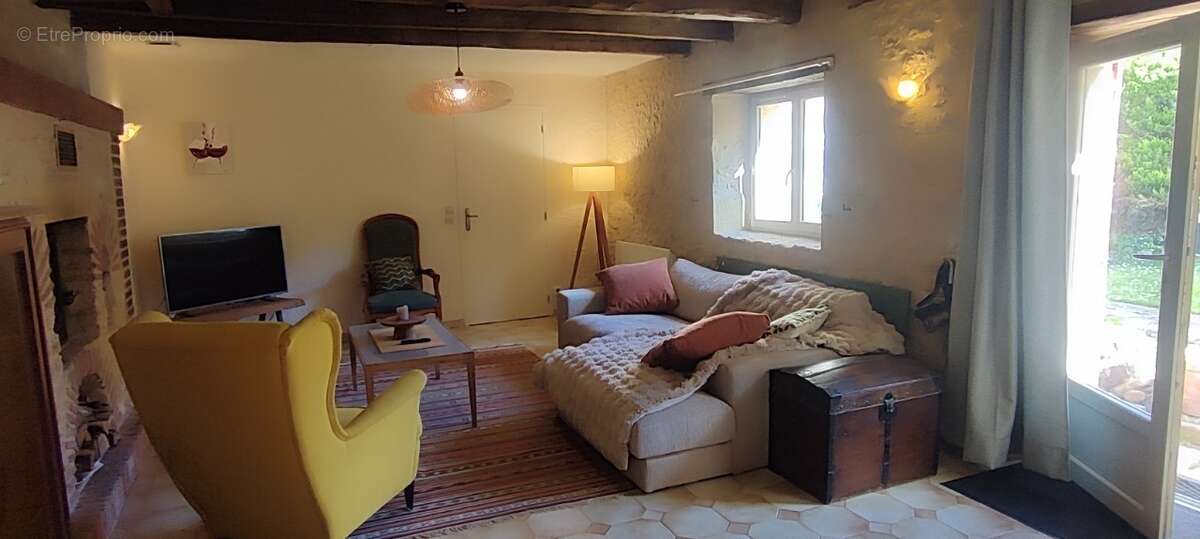 Maison 95 m² à Le Buisson-De-Cadouin  - photo 4