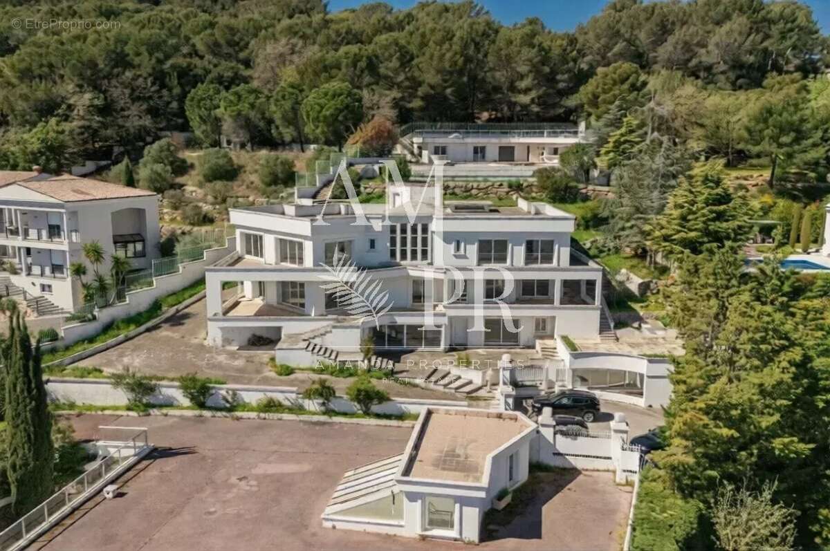 Maison à CANNES