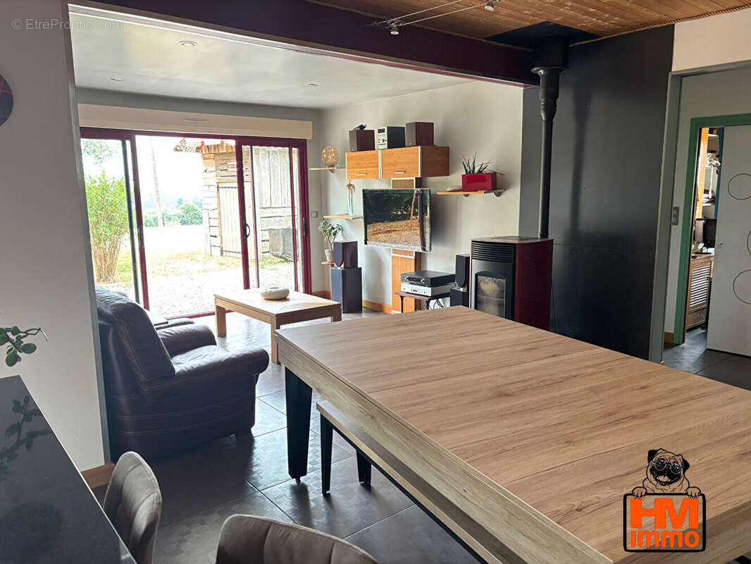 Maison à SAINT-YRIEIX-LA-PERCHE