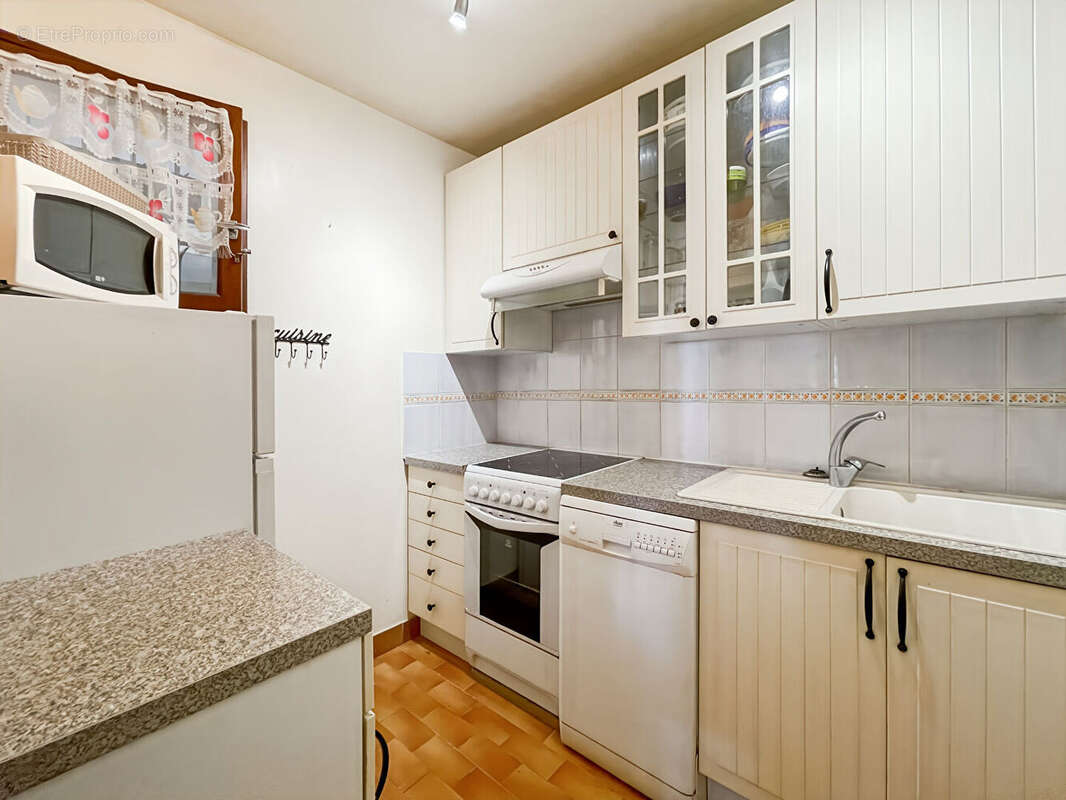 Appartement à SAUSSET-LES-PINS