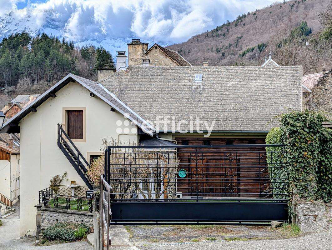 Maison à SAINT-FIRMIN
