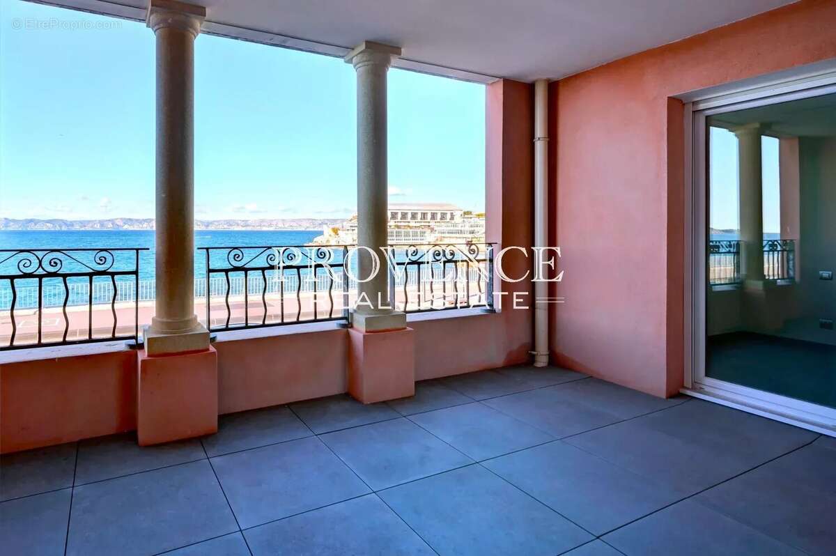 Appartement à MARSEILLE-7E