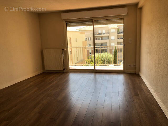 Appartement à SIX-FOURS-LES-PLAGES