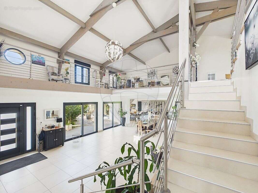 Maison à MESCHERS-SUR-GIRONDE