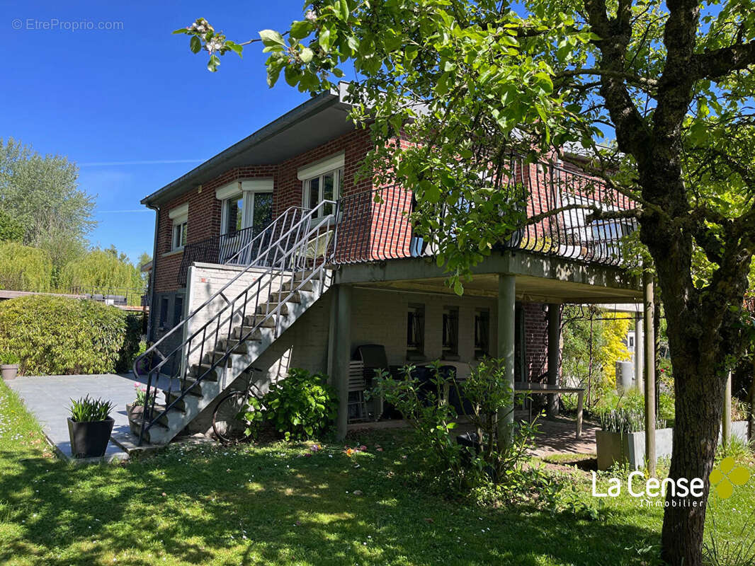 Maison à CHERENG