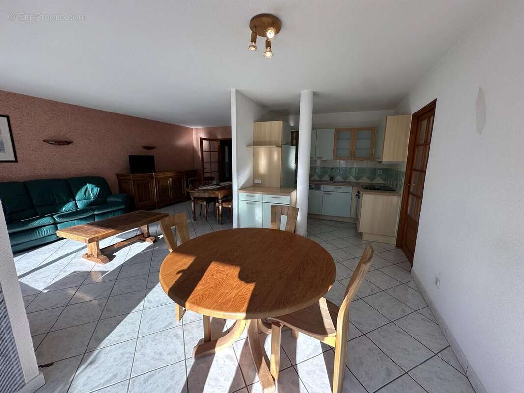 Appartement à AIX-LES-BAINS