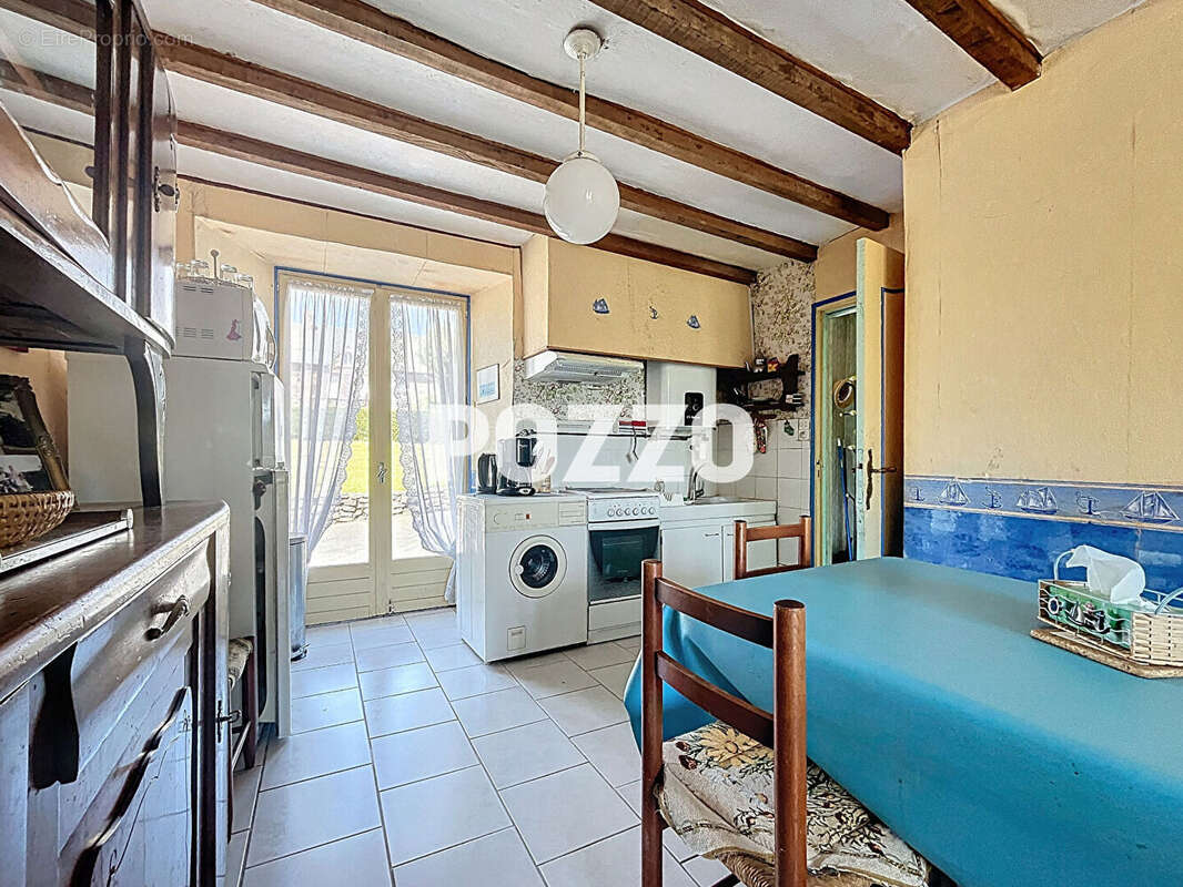 Maison à SAINT-PLANCHERS