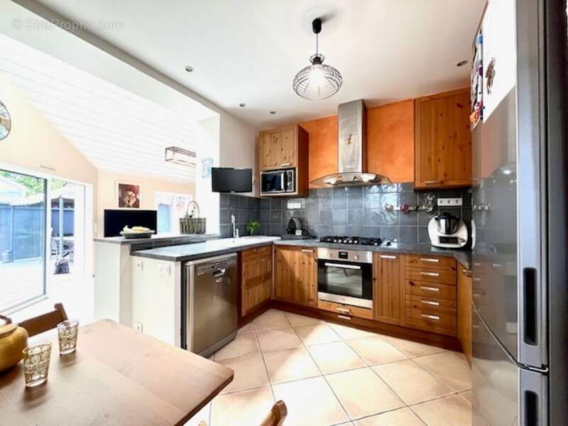 Maison à SAVIGNY-SUR-ORGE