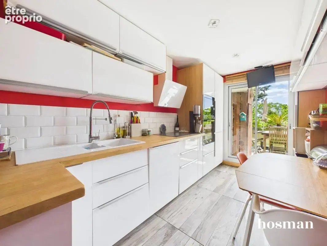Rare! Comme une maison - Jardin 1050 m² - 2 parking - très bon état - Gare 5min voiture - photo 7