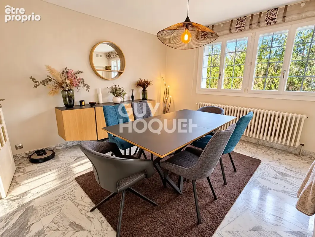 Ecole Valentin, maison 6 chambres, terrain 26 ares - photo 6